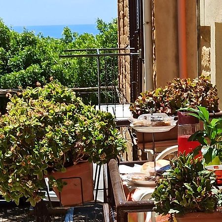 B&B Le 4 Stagioni Sul Viale, Belvedere Di Agrigento Exterior photo