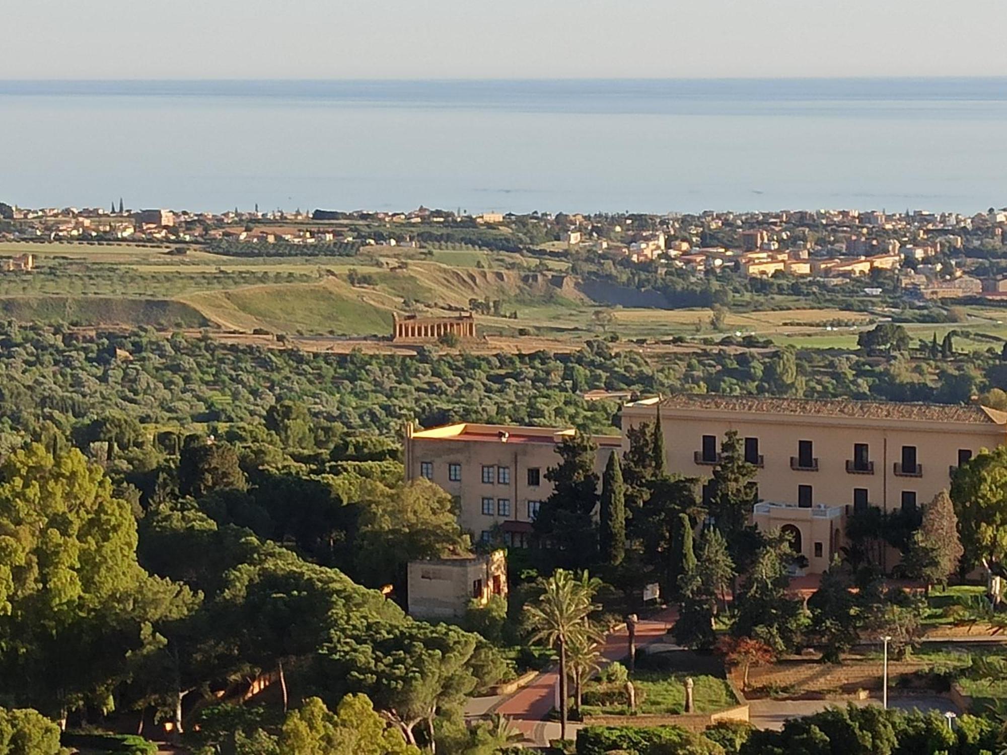 B&B Le 4 Stagioni Sul Viale, Belvedere Di Agrigento Exterior photo